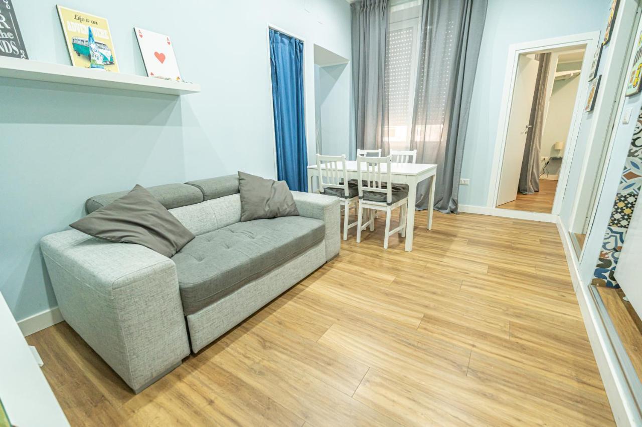 Casa Vacanze Decumano 17 Naples Exterior photo